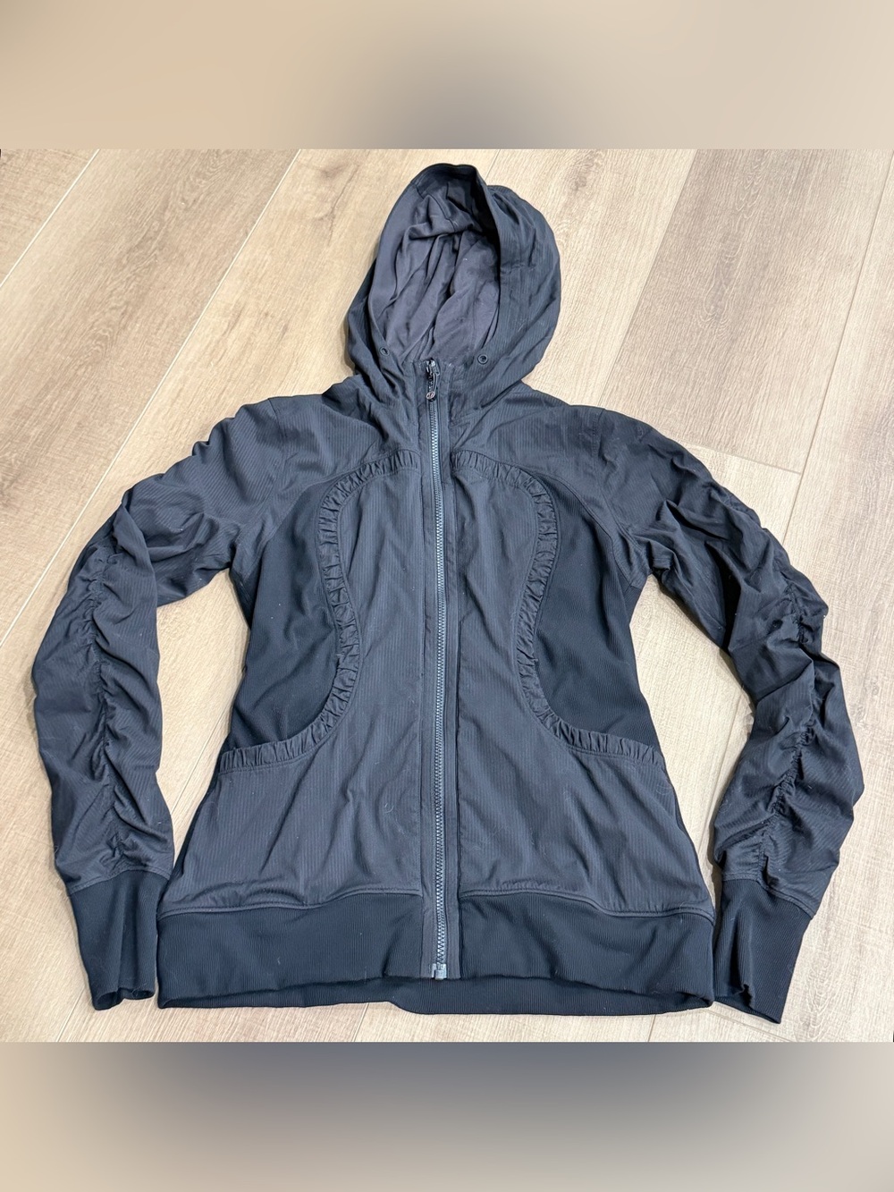 Lululemon Dance Studio Jacket 10 Black Reversible Thumb Holes Hood Ruched Sleeve